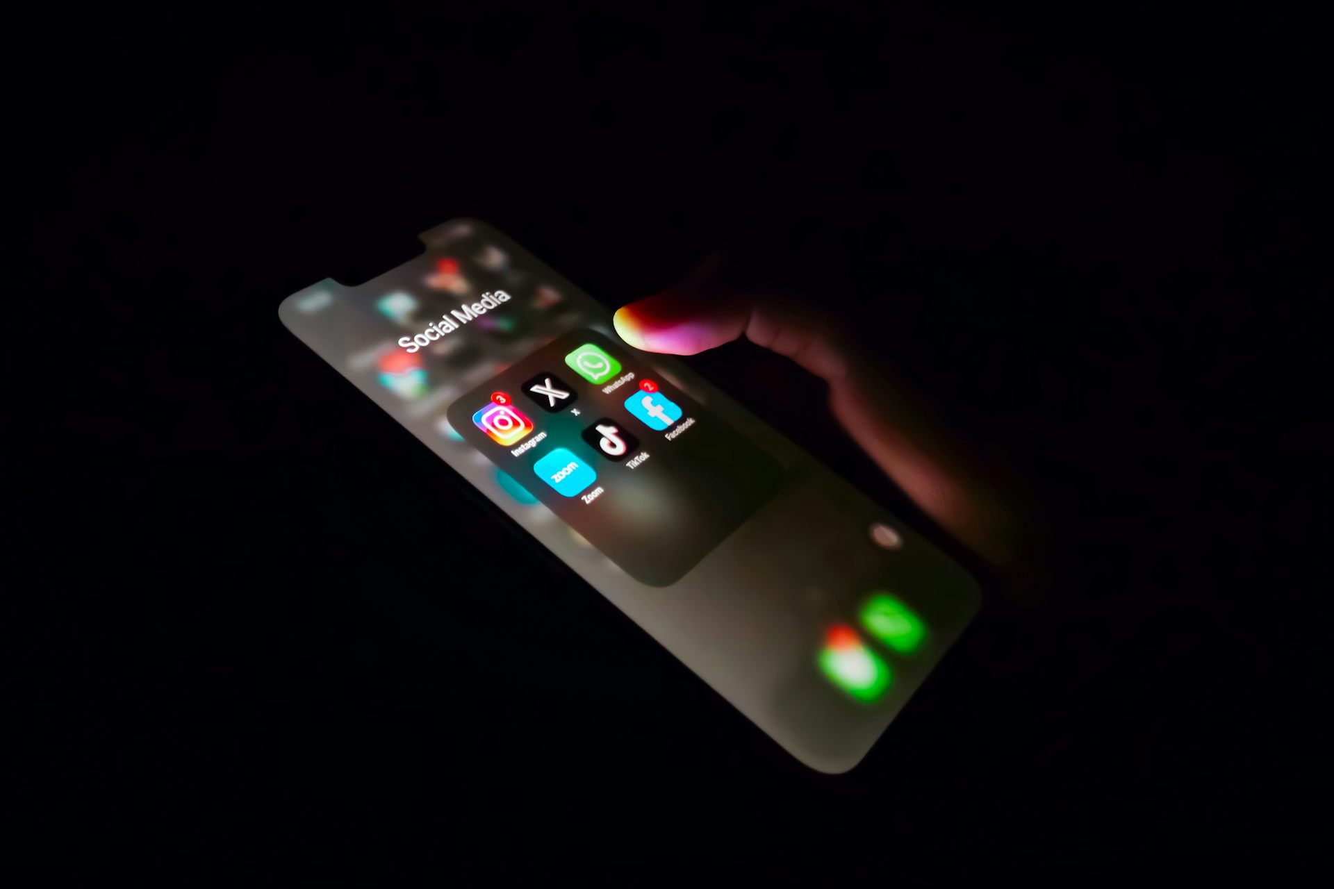 ¿Quieres prohibir las redes a los menores? ¡Genial! 🤣 ¿Qué pas...