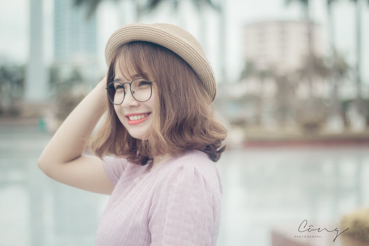 ¡Esa es una celebridad o una estudiante de arte?! 🌴 ¿Tu look m...