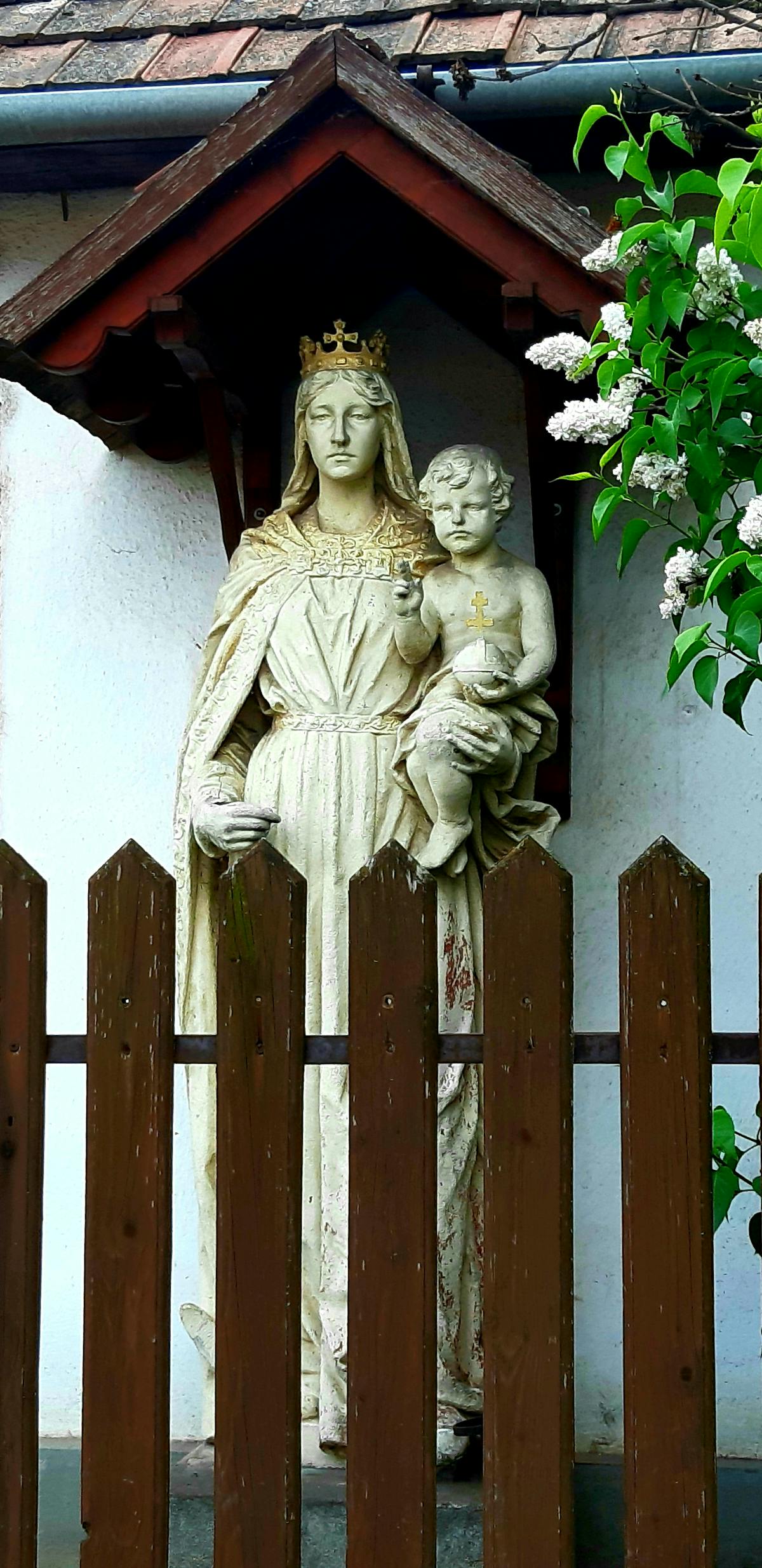 ¿Quién Necesita Presencia cuando tienes Instagram? 📱