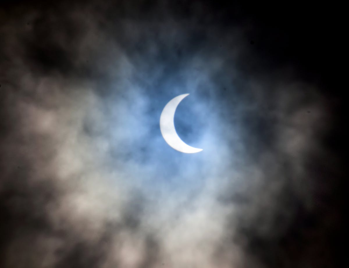 ¿El evento es una broma o una necesidad? 🤔👀