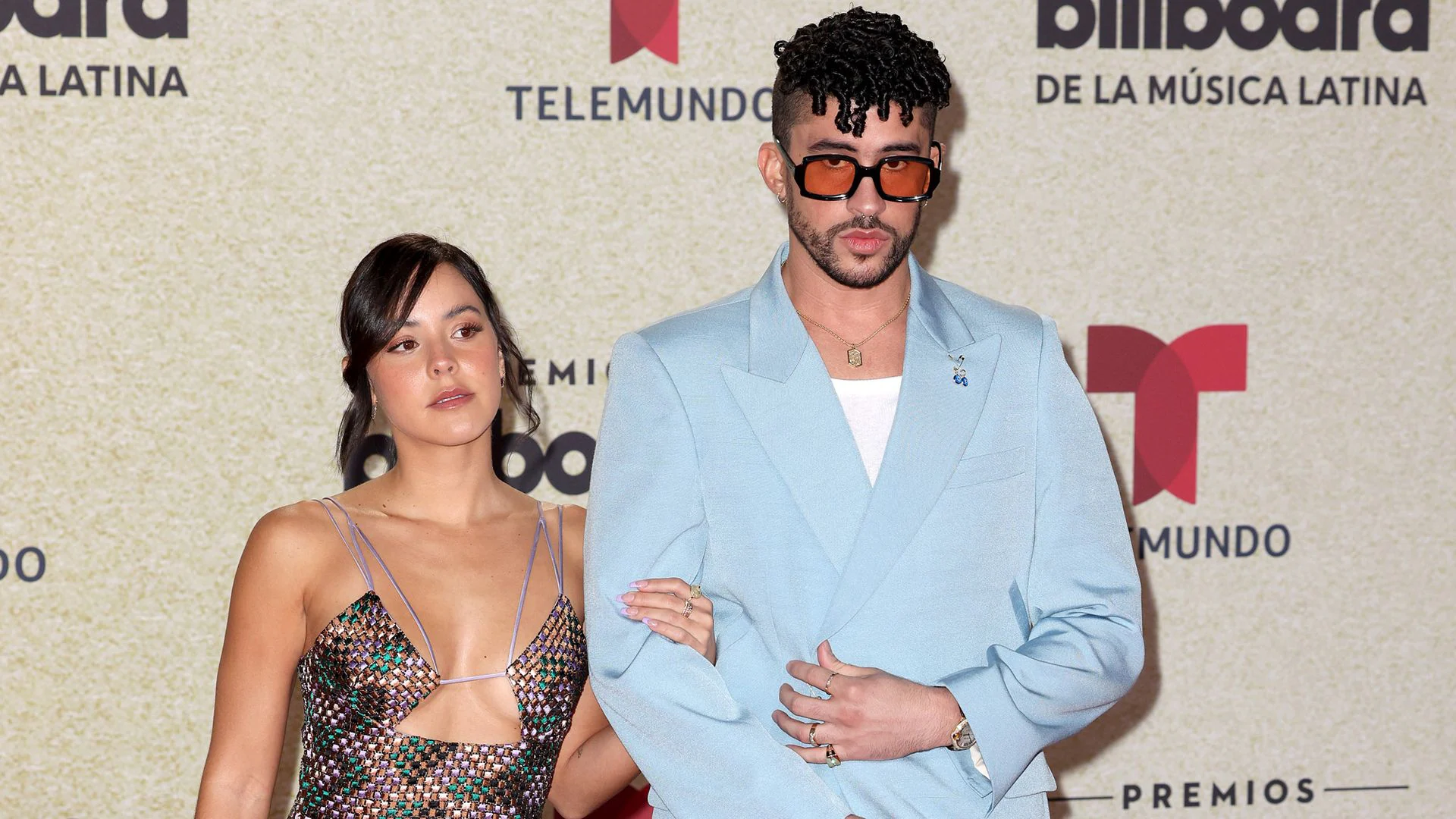 🤯 ¿Bad Bunny y Gabriela Berlingeri se curan sus problemas en A...