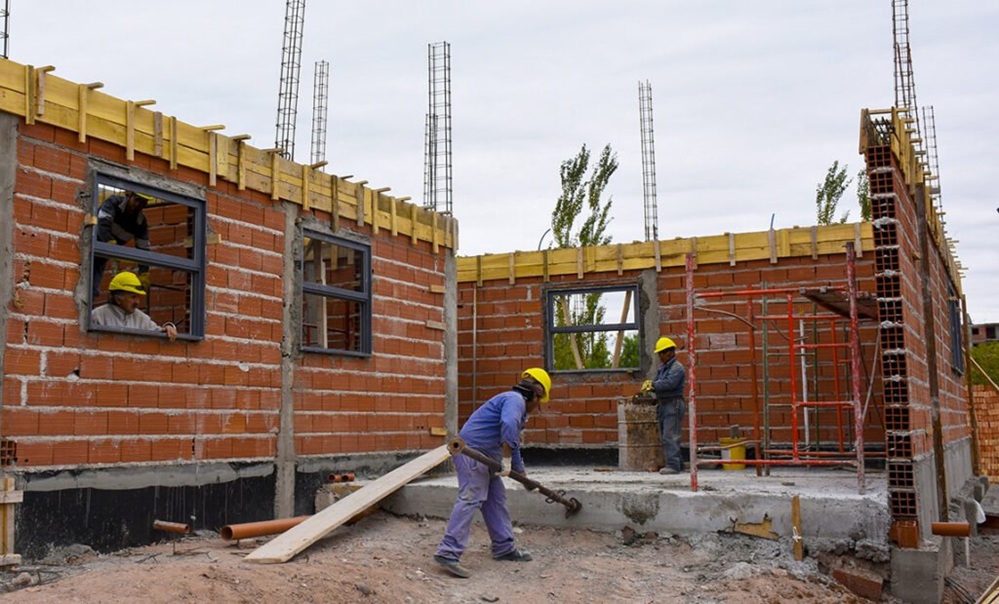 ¿Cuesta $2 millones construir una casa de 100m² en Tucumán? 🤔