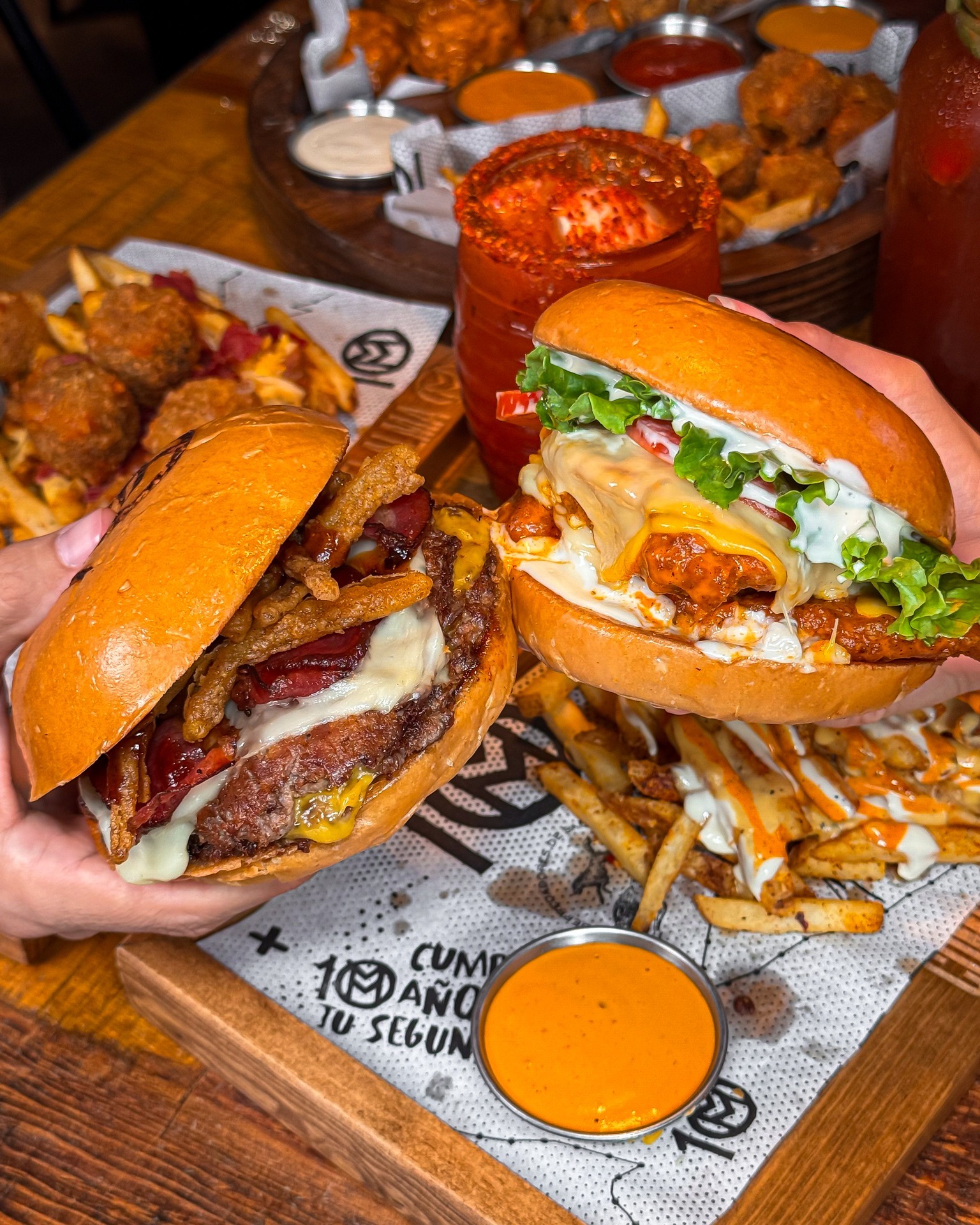 ¿Por qué Monterrey es la Reina de las Hamburguesas? 🍔️ 10 Punt...