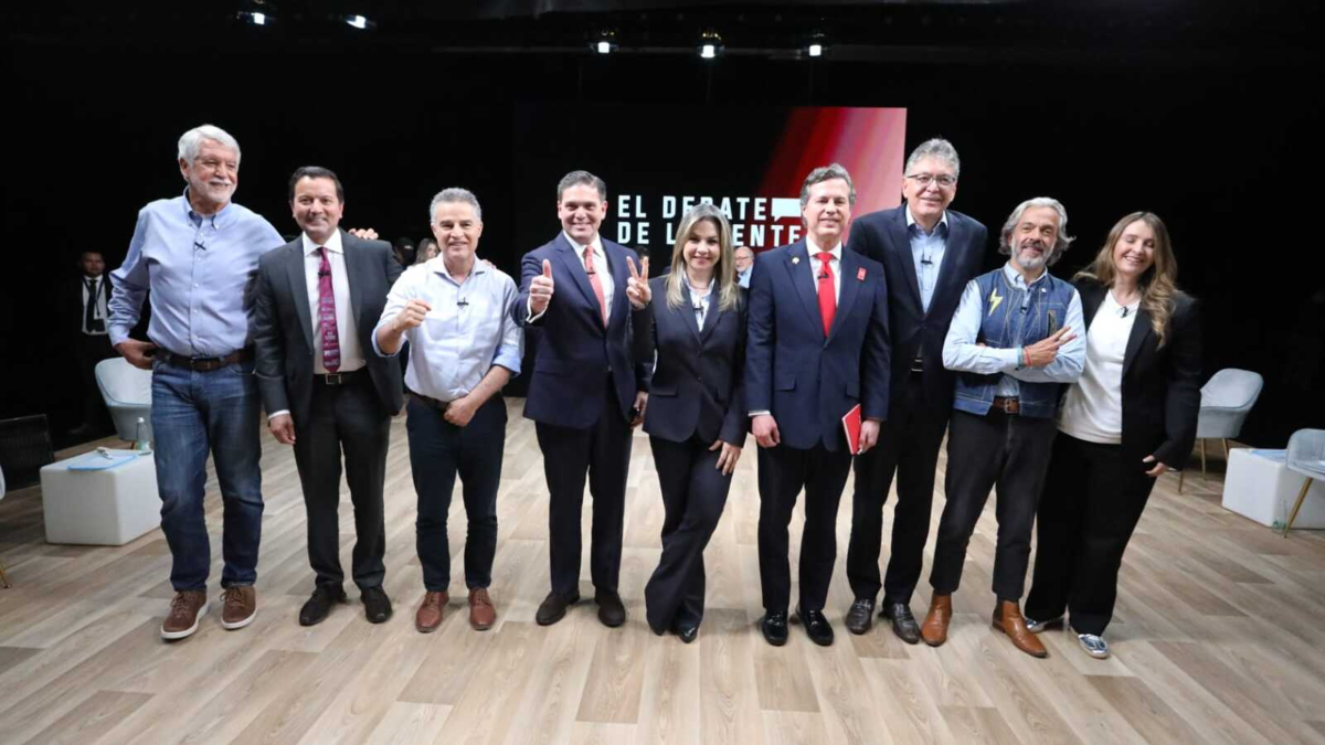 🤔 ¿Qué Pasará Si Petro Se Desmaya?