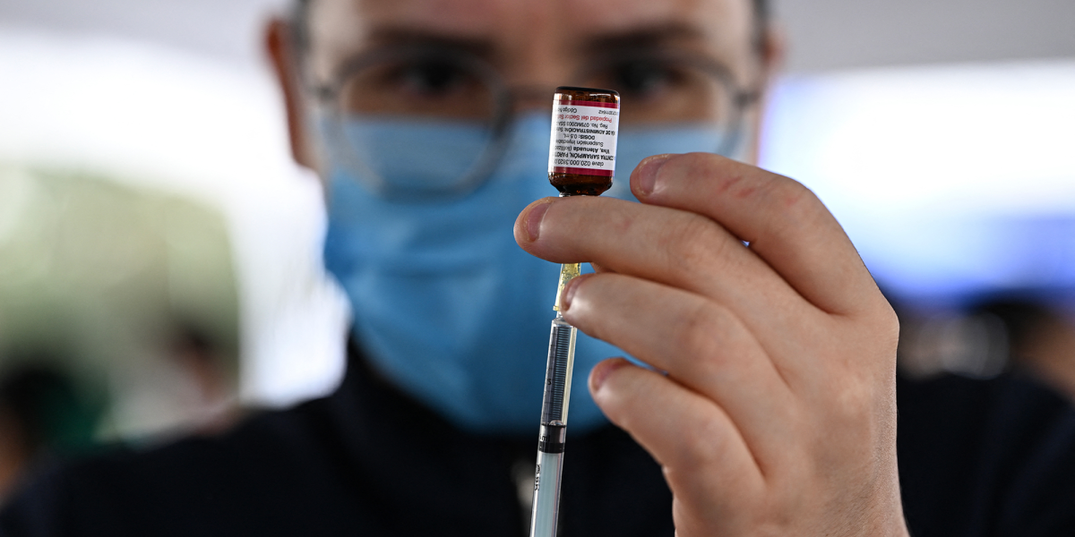 ¿Vacunas O Metro? ¡Elige! 🚫