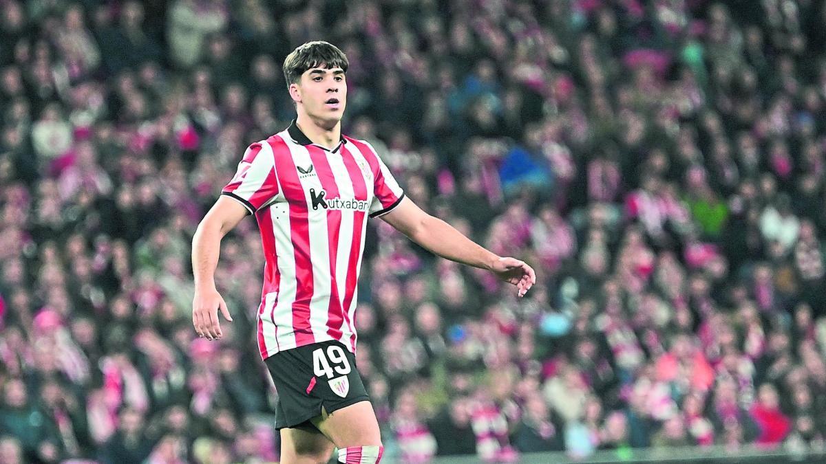 ¿Un nuevo león se olvida de todo en el campo? 🤣