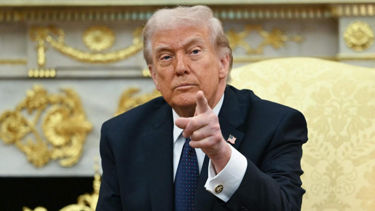 ¿Donald Trump Se Pasa de la Raya o Es Solo un Chale...