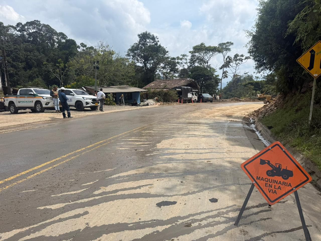 🚩 ¿La Autopista de la Desesperación: ¿Por qué sigue cerrando a...