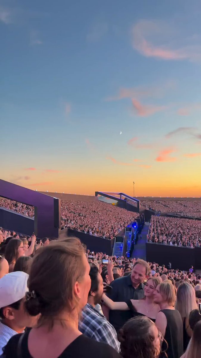 ¡Esto es oro! 🚩 1 en 10 conciertos tiene vistas que te hacen...