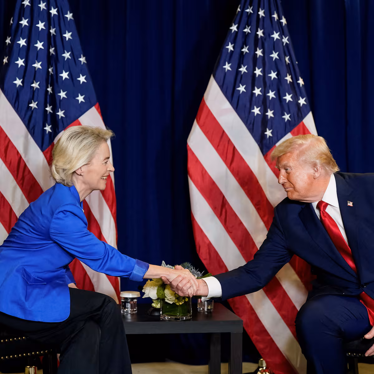 🚨 ¿Trump Se Va a Quedar Sin Sus Aranceles?