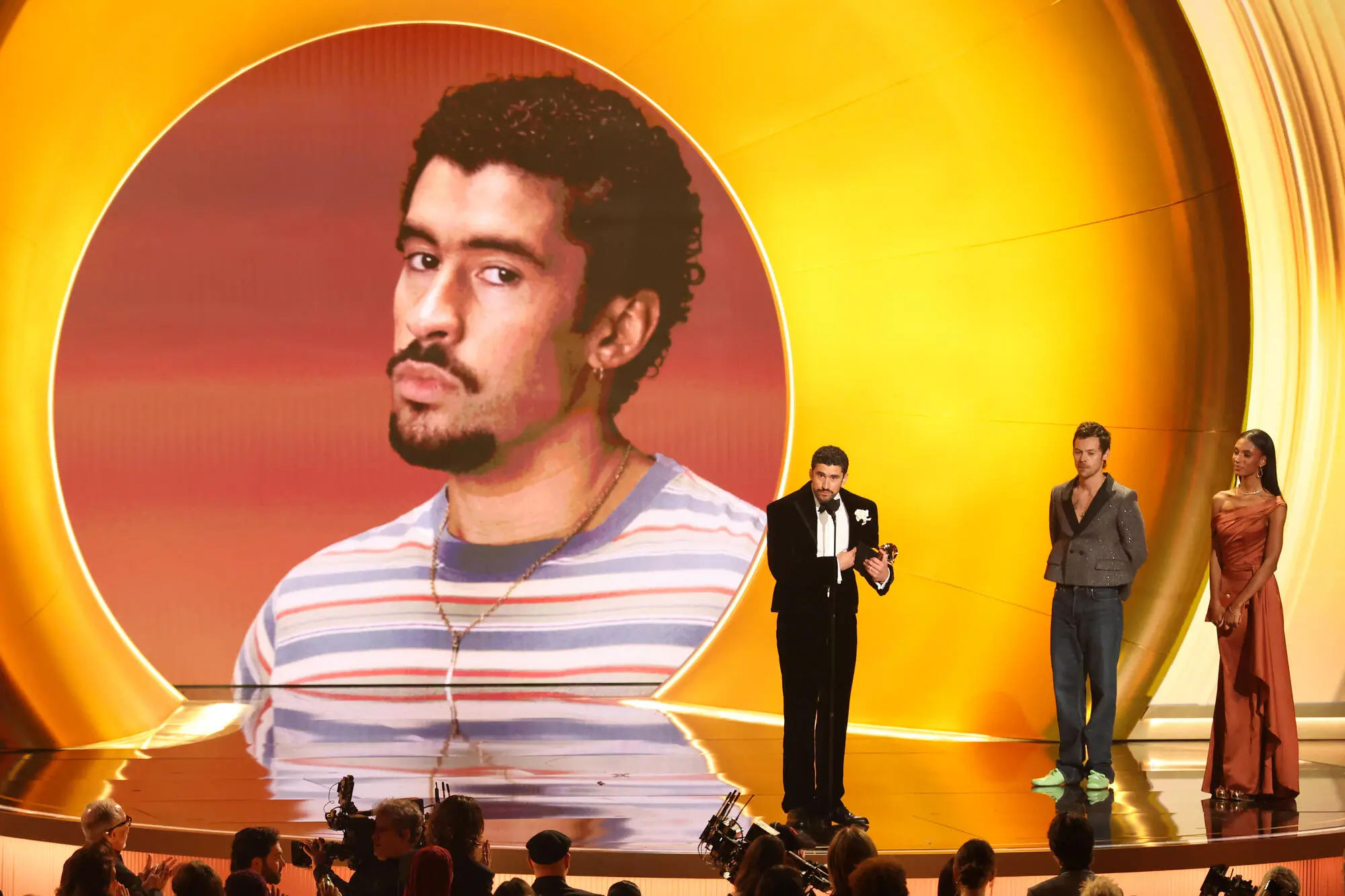 🏈 ¿Podrían ganar un Grammy y un Super Bowl en el mismo año? Lo...