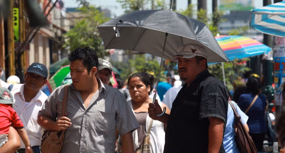 🌡️ ¡Lima se Ahoga en Calor! ¿Cuántos Grados de Miedo?