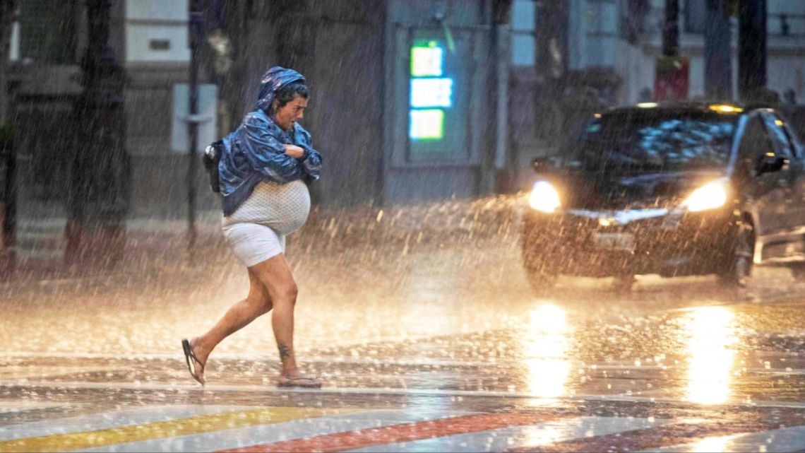 🌧️ ¿La Ciudad de Buenos Aires se está convirtiendo en un río? ...