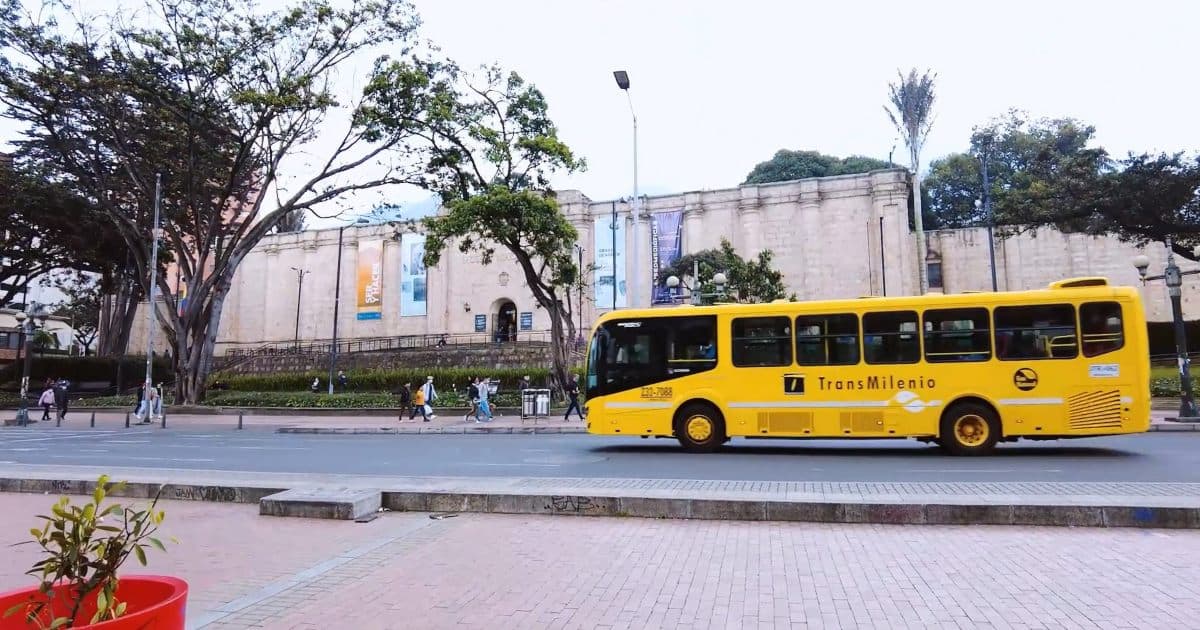 🚨 ¿Bogotá con TransMilenio Funcionará Hoy? 🤔