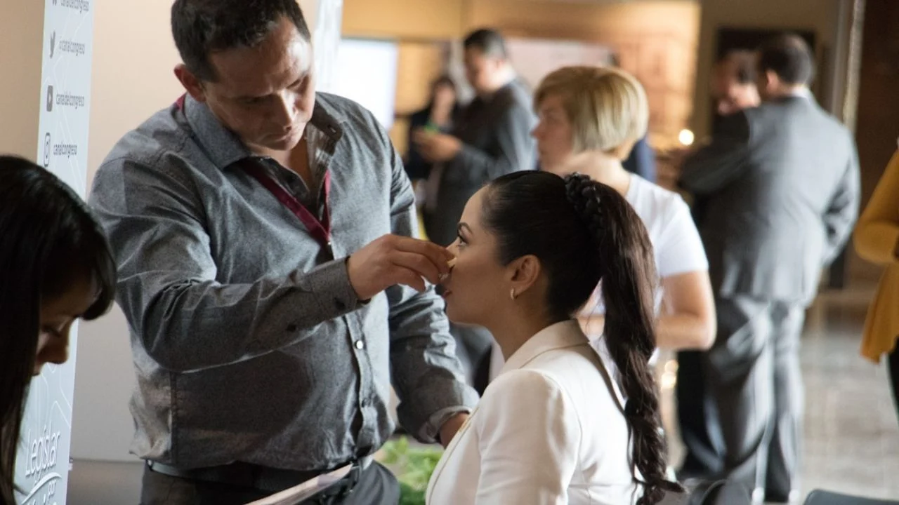 ¿Pagó un servicio oficial el Senado por 500 pesos? 🤑