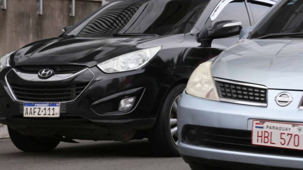 ¿Puedo tener una chapa Mercosur sin perder la cabeza... o el...