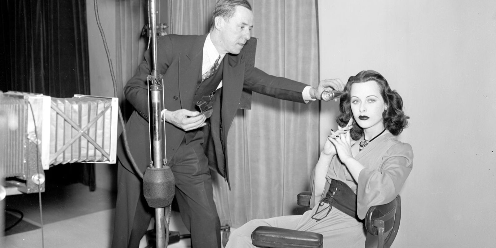 📱 ¿La mamá de tu WiFi es Hollywood?