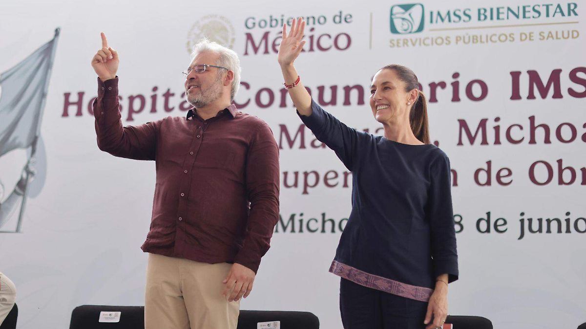 ¿Qué hay detrás de Claudia Sheinbaum en Morelia? 🤐