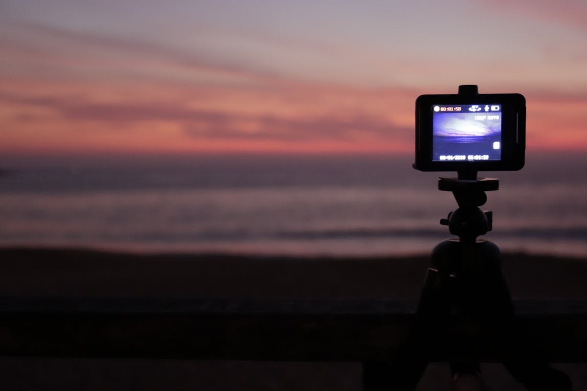 ¡Genial! Aquí te dejo una opción: ¿Cynthia Klitbo se está des...