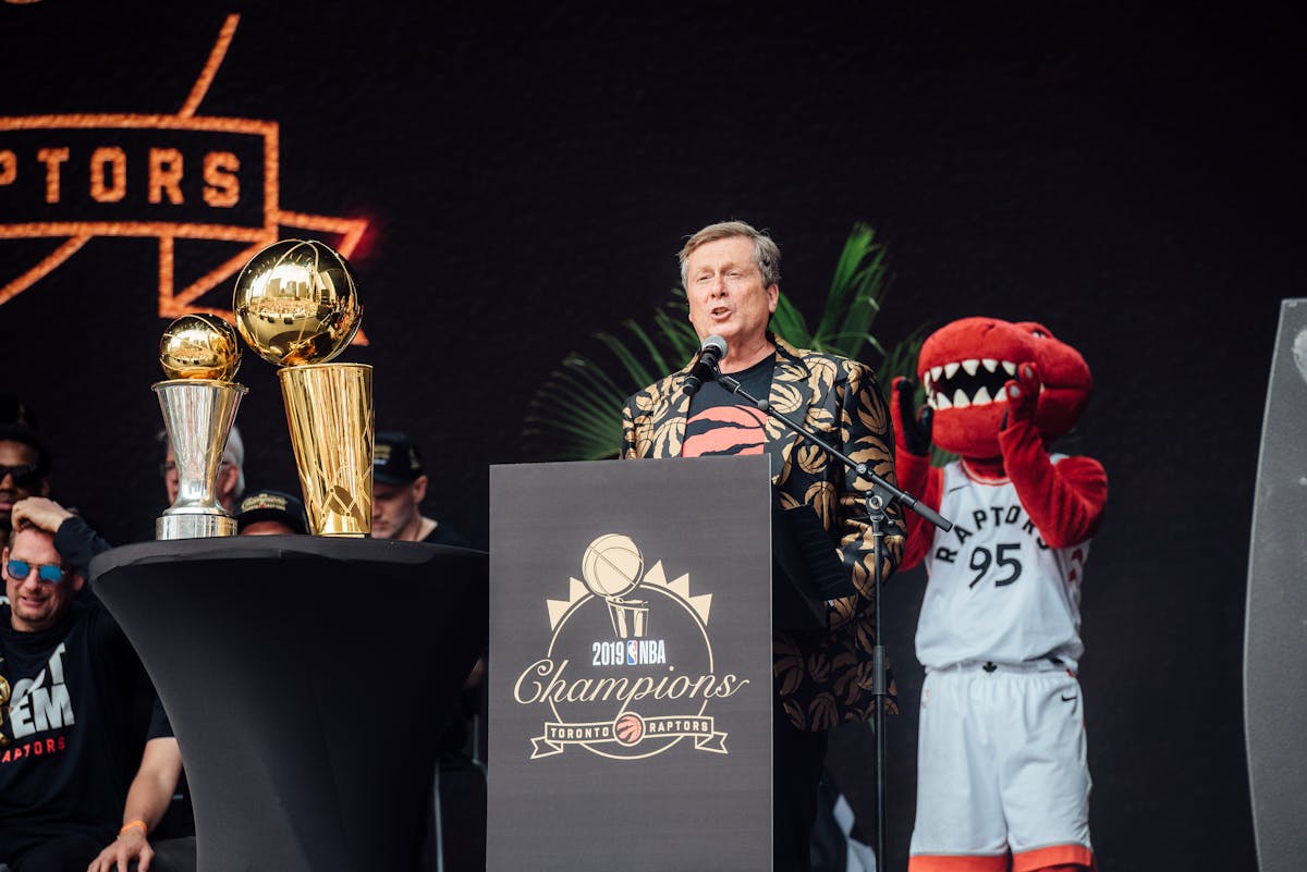 🚫 ¿Dónde se escondió Kiran Desai? La autora que desapareció du...