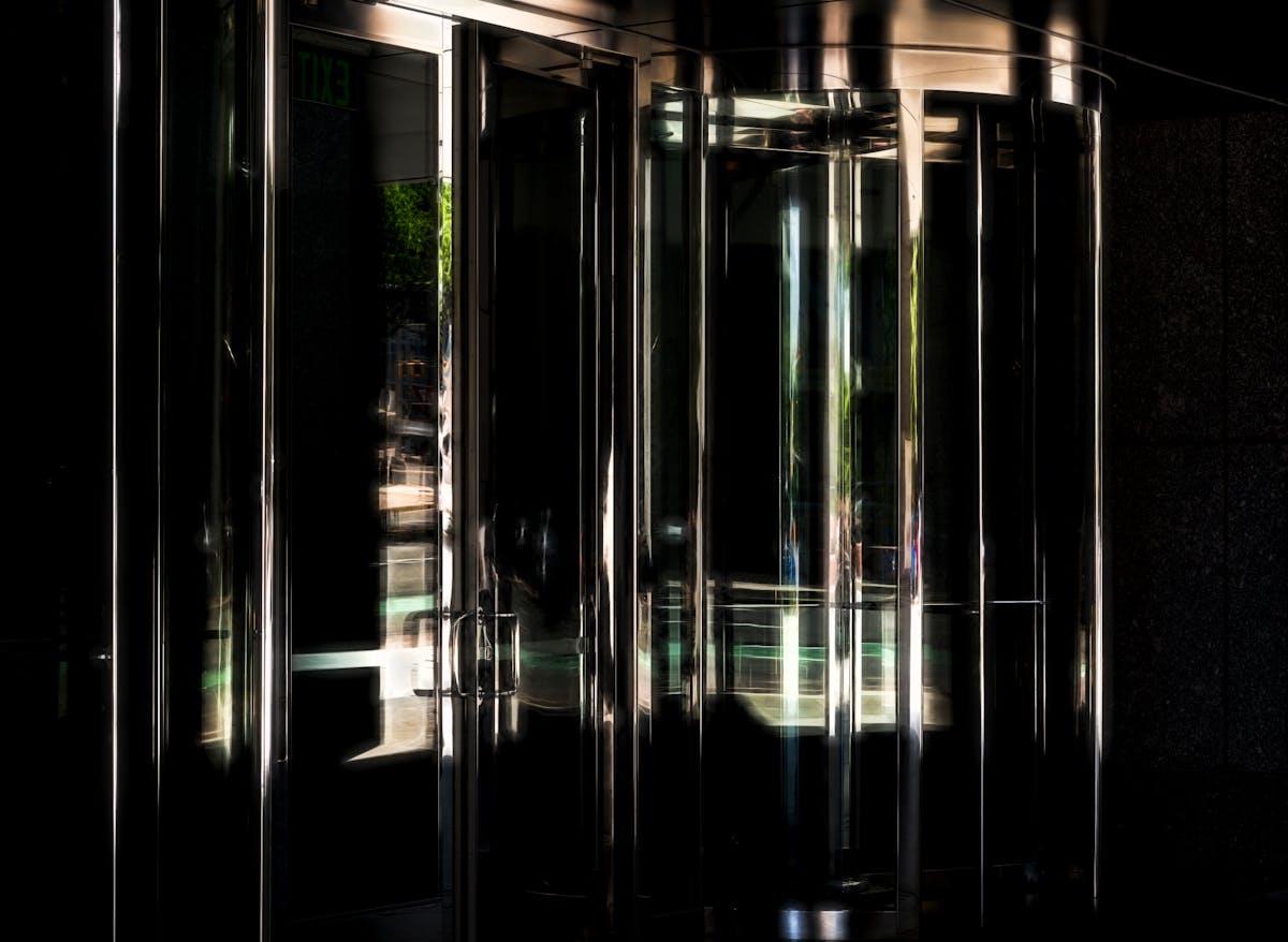 🚫 ¿Fascismo, ¿Es Eso lo que Tú Llamas a la Nueva Otra Vez?