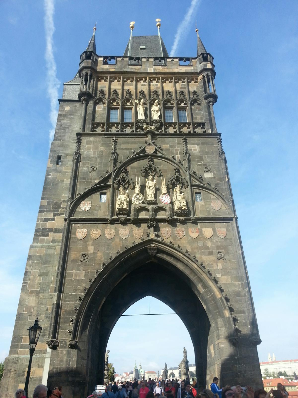 🚩 ¿Colombia Se Está Añadiendo Al Circo Político o Es Solo...