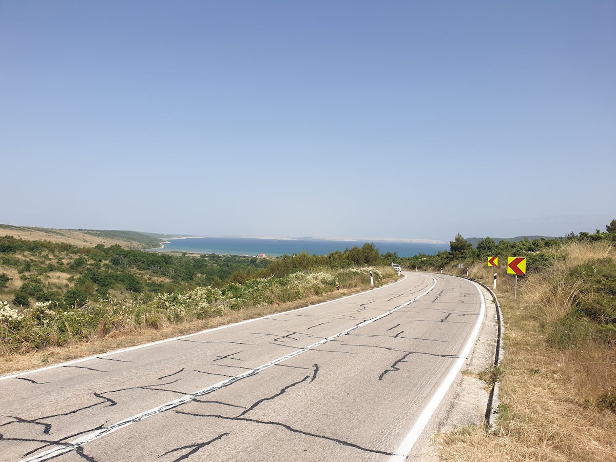 ¿Limpia o Ladrón? Australia y Canadá Juntan sus Energías 🚩...