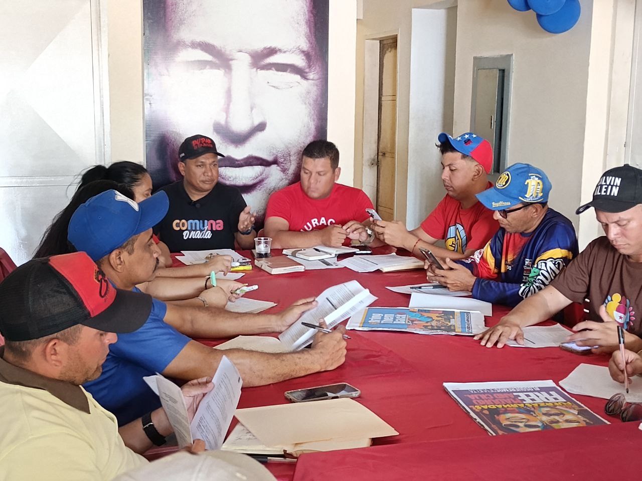 🚨 ¿Son las Comunas un Golpe de Estado en Disfraz de Consulta P...