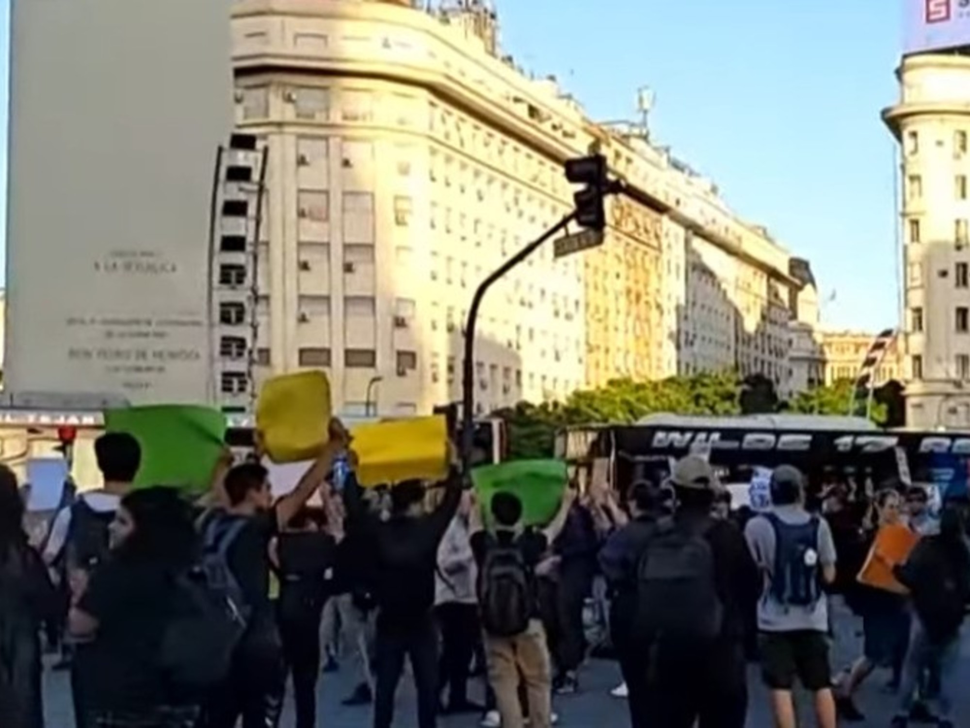 ¿¡Reforma Laboral, Muy Bueno! 🚫 ¿Qué Pasó en la Marcha de la 9...