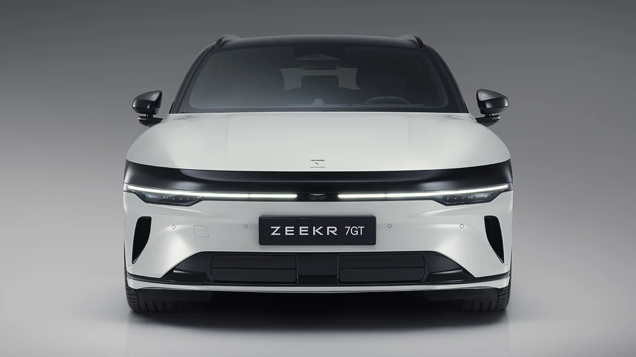 ¿Geely te va a robar el corazón con Zeekr en España? 🚀