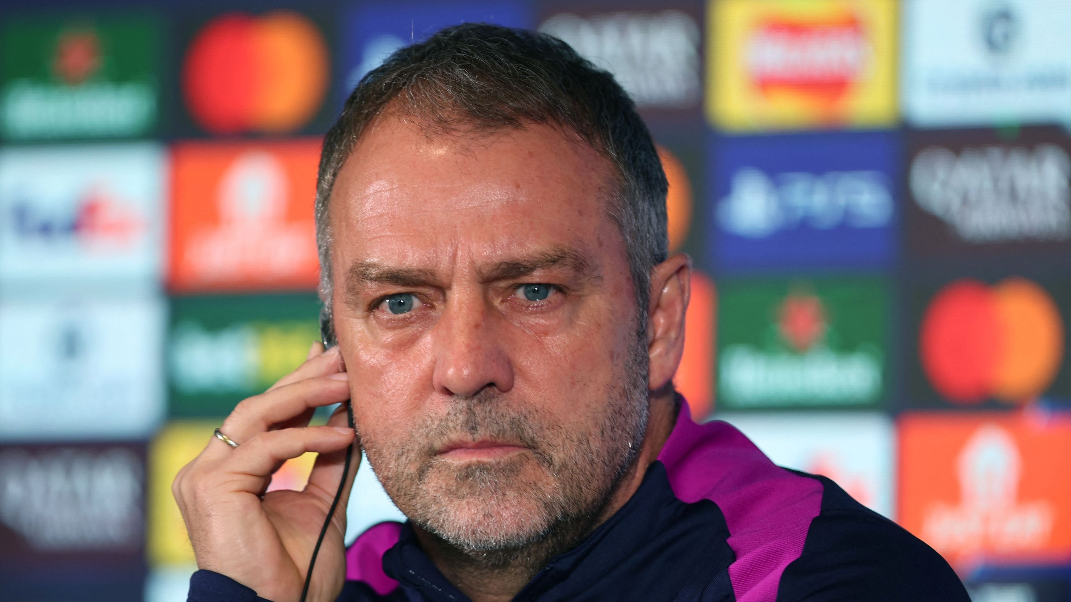 ¿Xavi Se Sabe Todo o Solo Se Sabe de Fútbol? 🤡