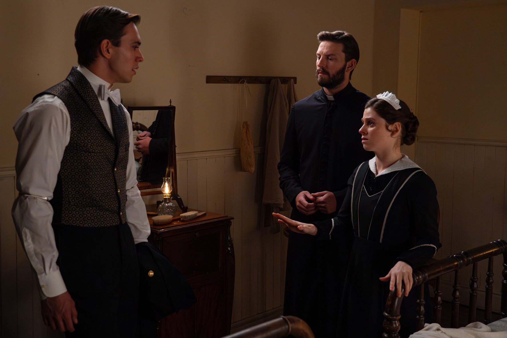 Ángela & Curro Se Quedan Con el Premio a la Baja: ¿Lorenzo Es ...