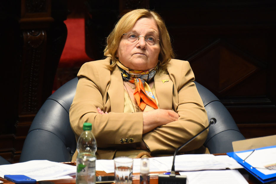 ¿Quién se encarga de Graciela ahora?El esposo de l...