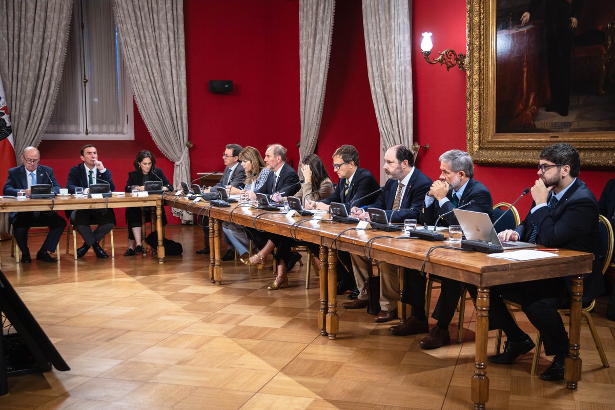 🚩 ¿El Ministro de Justicia Tiene Plan B o Solo Finge?