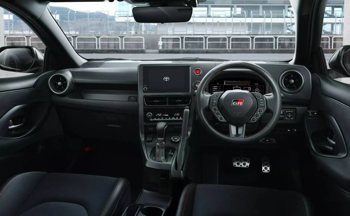 ¡Aguas con esto! 🚗 ¿Por qué el GR Yaris cuesta más que tu ...