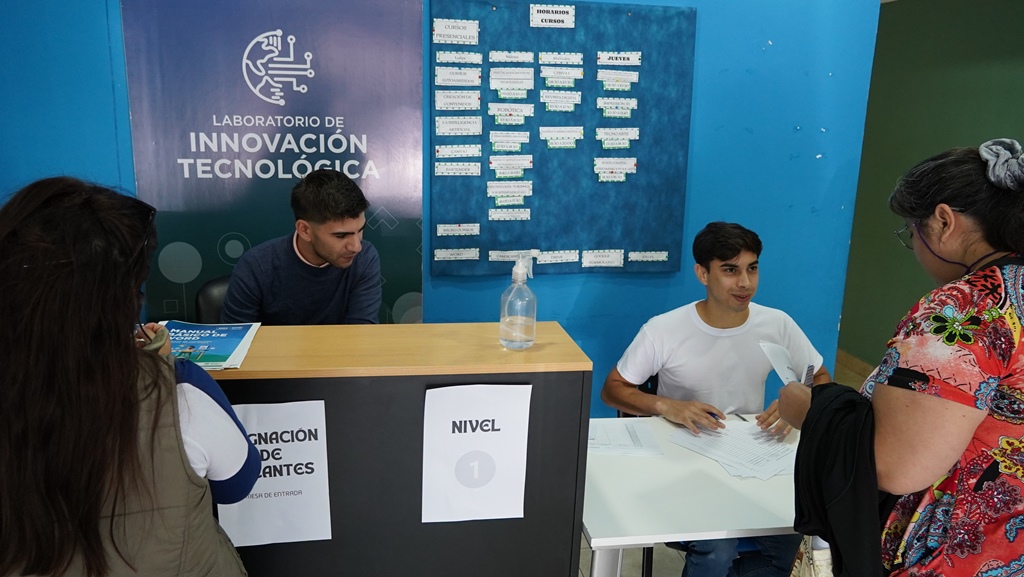 ¿Se tienen que decir y se dijo? Los cursos técnicos gratis...