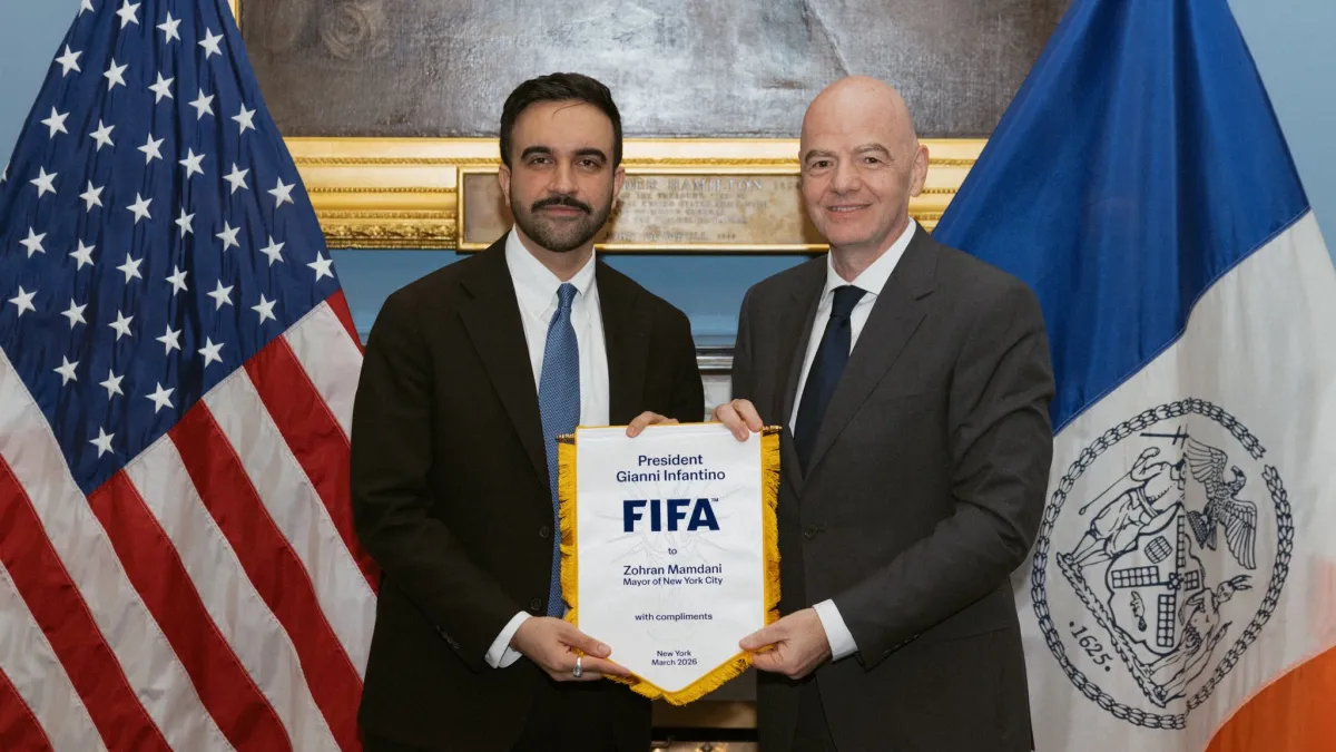 ¿La FIFA Paga Más que el Salario de un Profesor?