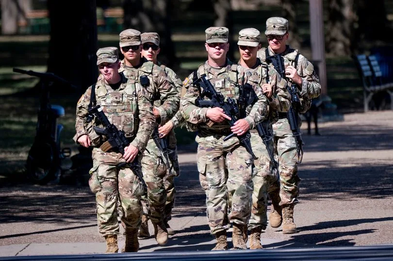 ¿Karoline Leavitt Busca Guerreros o Un Puesto en la ONU?