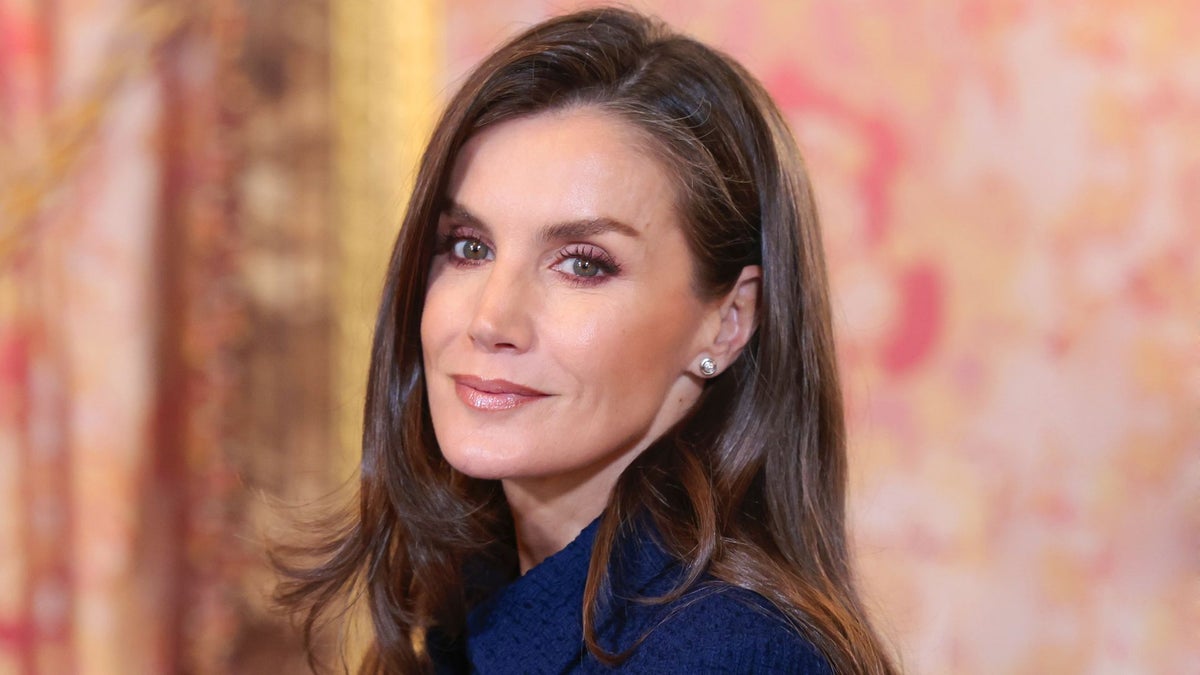¿La Reina Letizia se Maquilló o se Cibersecurizó? ...