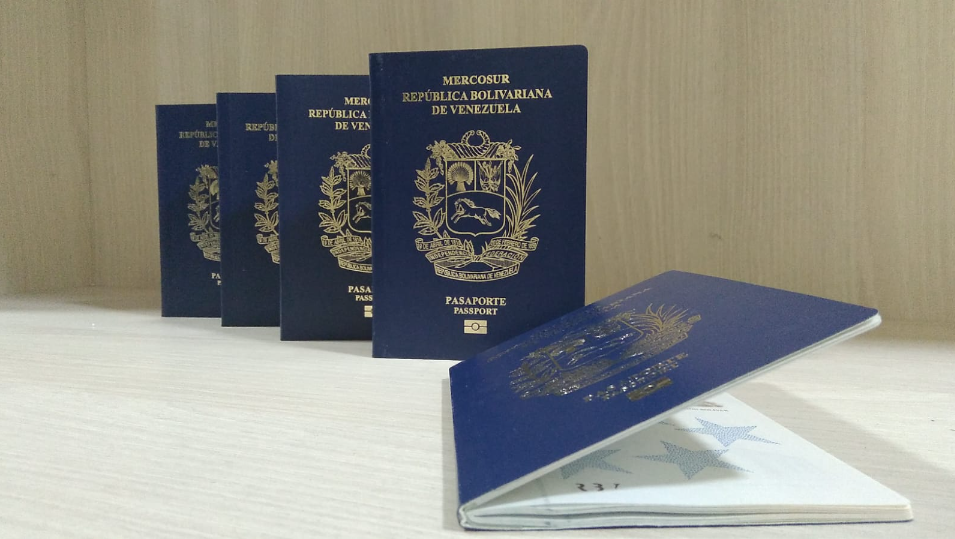¿El Precio del Pasaporte Es el Último Recurso para Salir d...