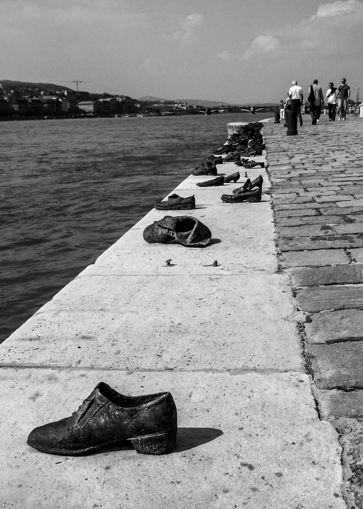 🚩 ¿Tu App Fue Hackeada o Solo Está en Modo Cringe?