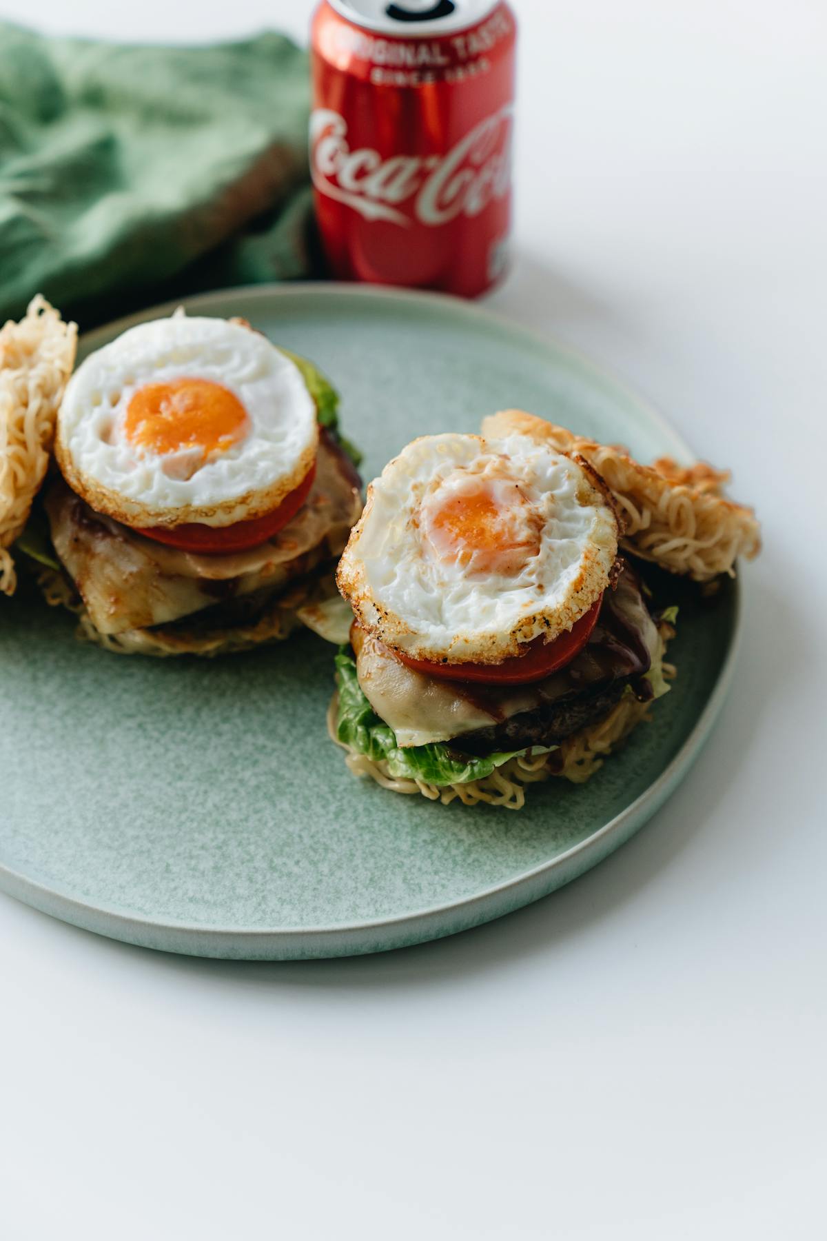 ¿Tu Documento de Viaje Es Ciberseguro o Solo te Pone en Ri...