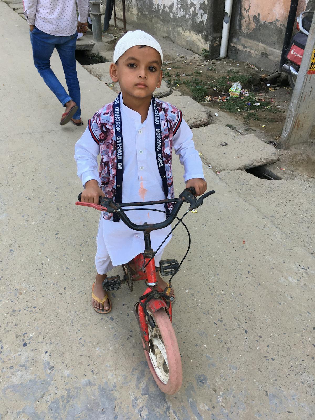 ¿Por qué los extranjeros hablan como si estuvieran habland...