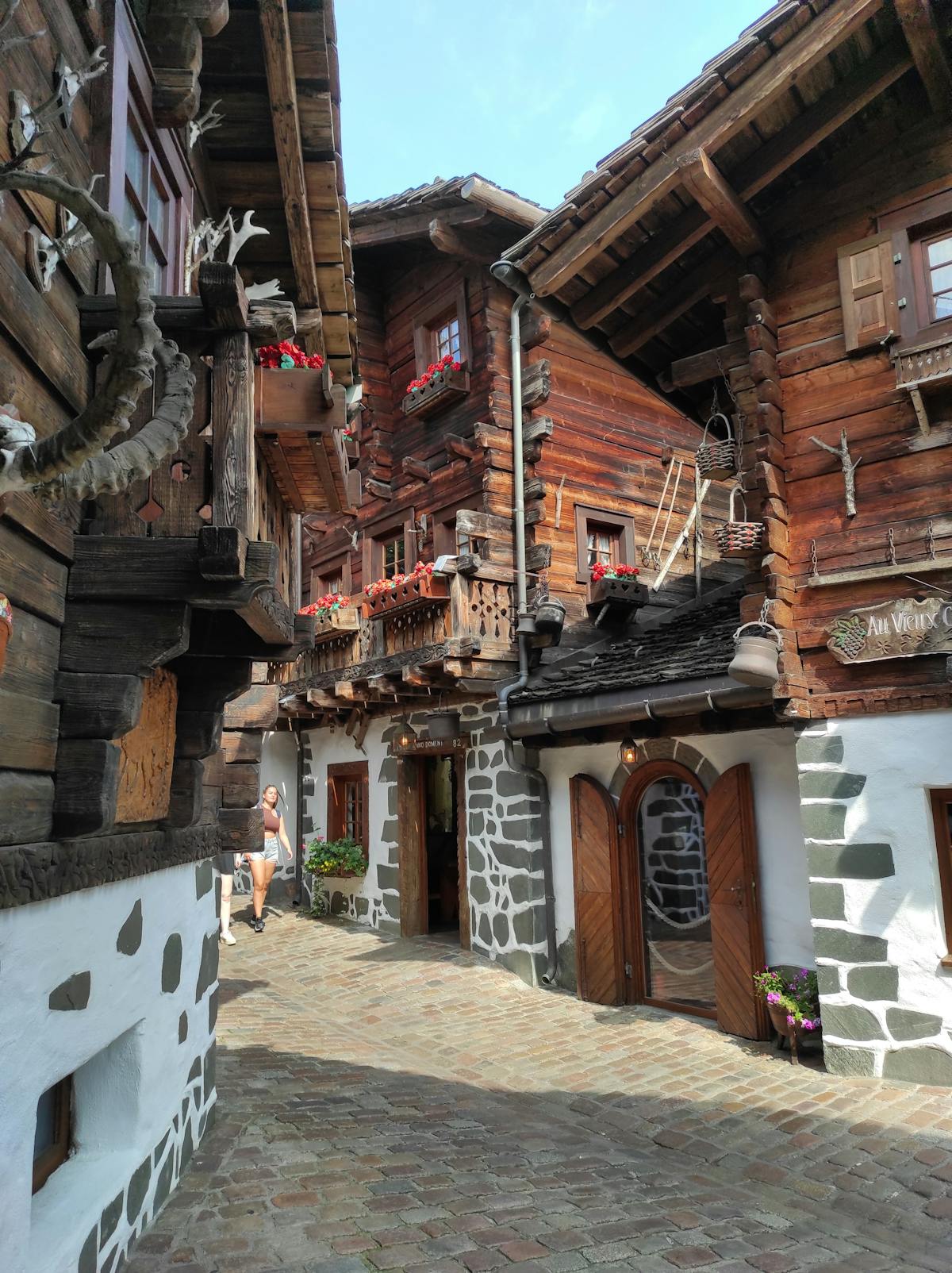 Esto es oro: ¿Los gastos millonarios del jefe de Gabinete ...