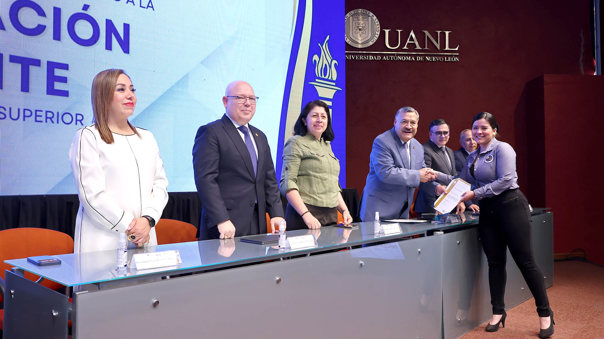 🚩 ¿Profesores de Nivel Medio Superior: ¿Se Crecieron o Solo Fi...