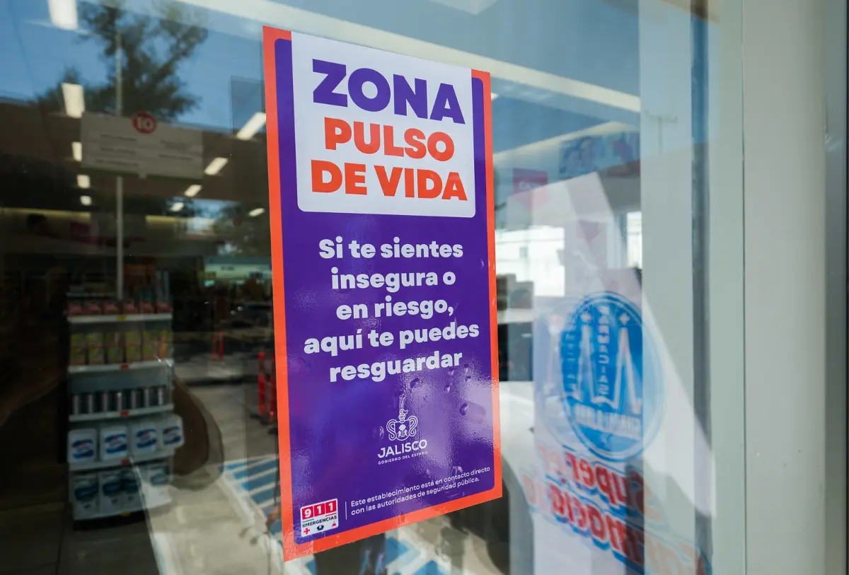 ¿Farmacias Guadalajara serán el salvavidas de las mujeres ...