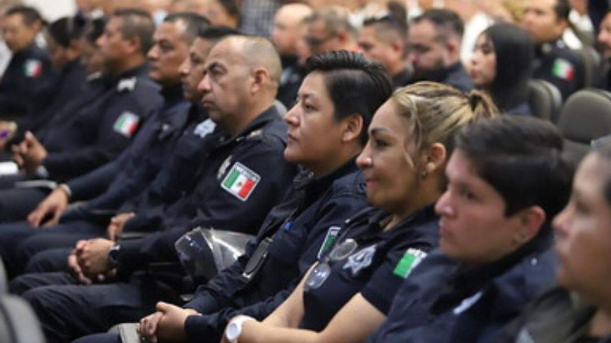 ¿Policias Capacitados para Calmar o para Agitar? 3...