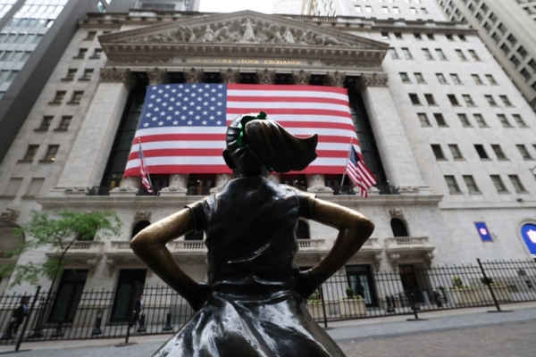 ¿Se tienen que decir y se dijeron? Wall Street termina en ro...