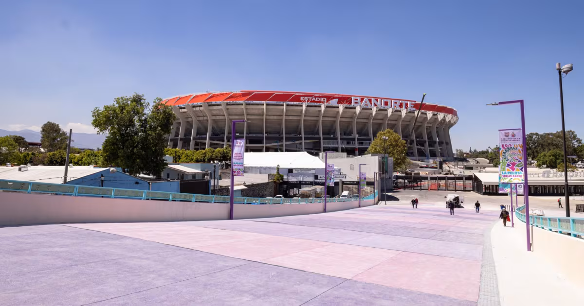 🎨 ¿Qué pintó Clara Brugada mientras el Estadio Banorte se ...