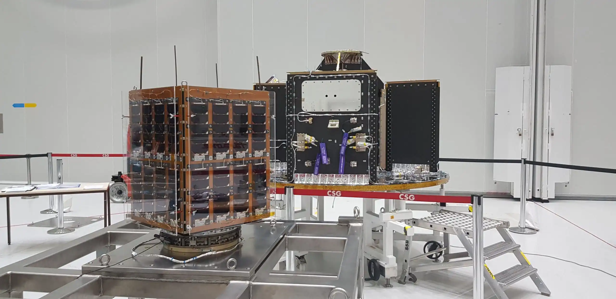 🚀 ¿El Upmsat 2 de España Está Listo para Ver el Fútbol de la Tierra